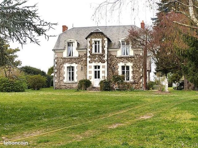 Propriété 7 pièces 244 m²