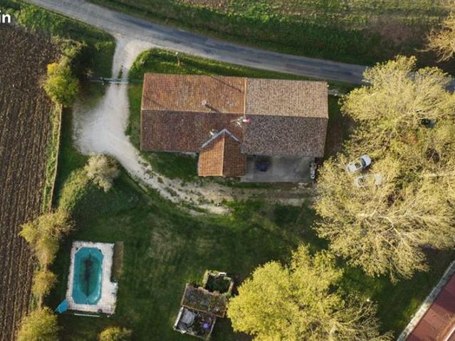 Propriété 7 pièces 245 m²