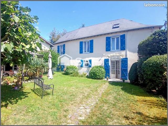 Propriété 7 pièces 246 m²
