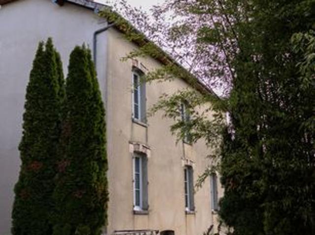 Propriété 7 pièces 247 m²