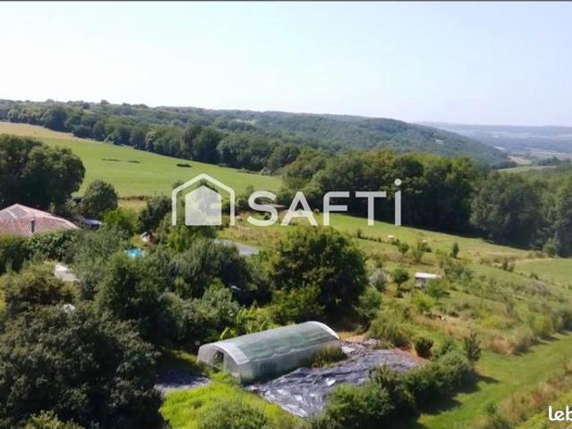 Propriété 7 pièces 248 m²