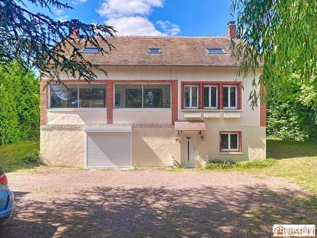 Propriété 7 pièces 240 m²