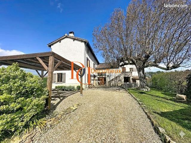 Propriété 7 pièces 240 m²