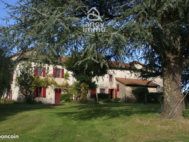 Propriété 7 pièces 240 m²