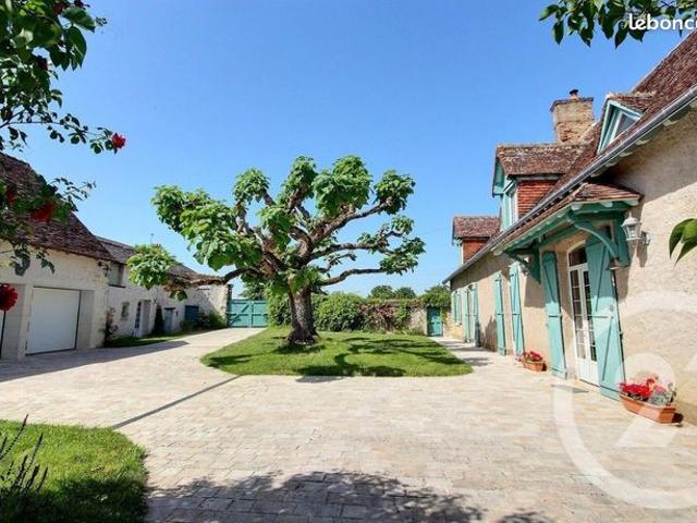Propriété 7 pièces 242 m²