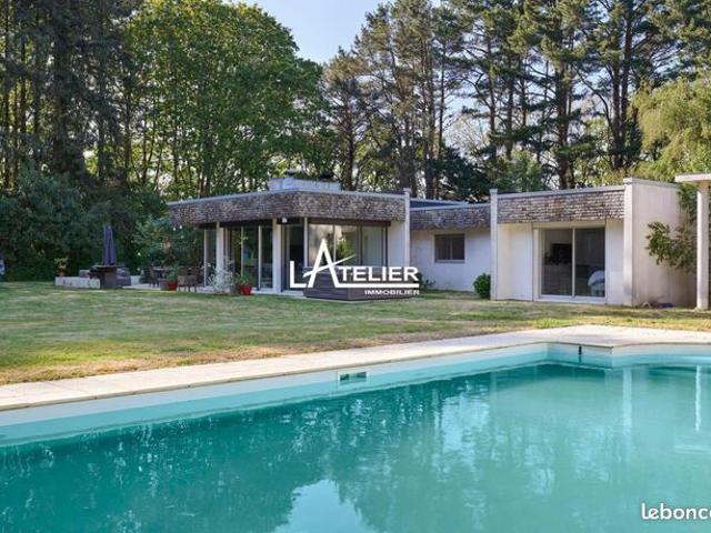 Propriété 7 pièces 254 m²