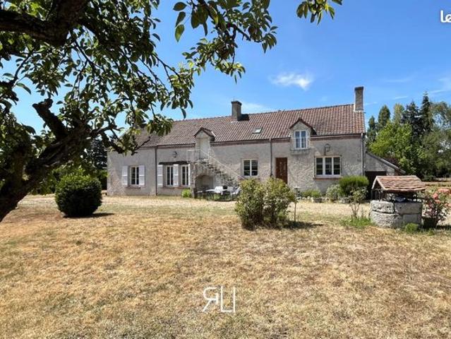 Propriété 7 pièces 256 m²