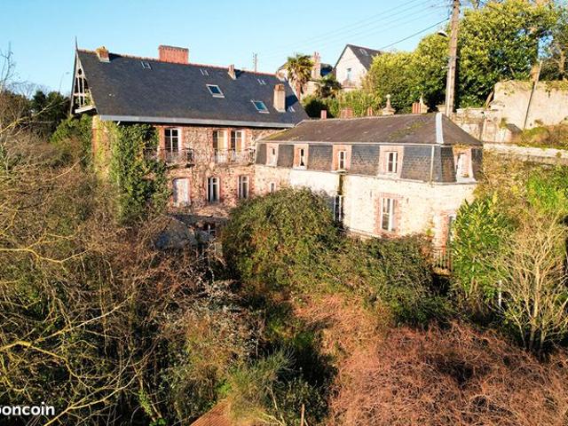 Propriété 7 pièces 257 m²