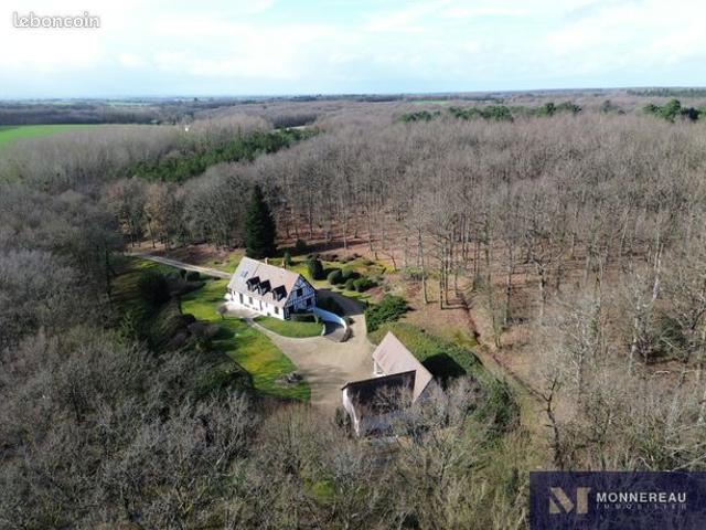 Propriété 7 pièces 258 m²