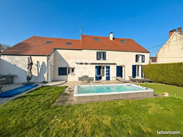 Propriété 7 pièces 250 m²