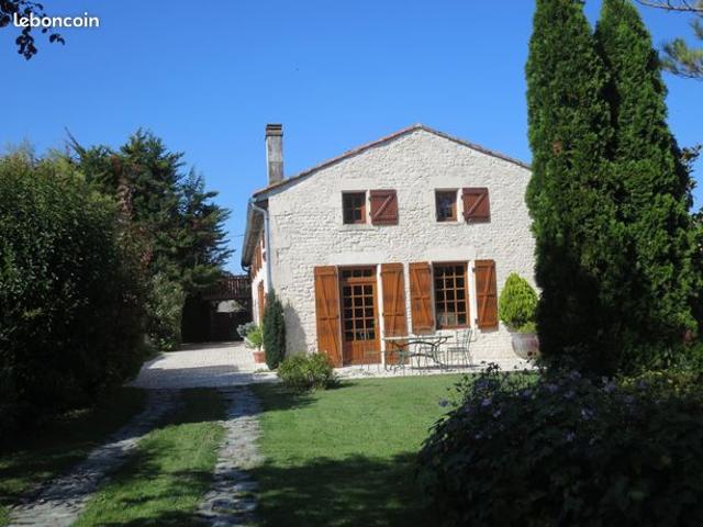 Propriété 7 pièces 250 m²