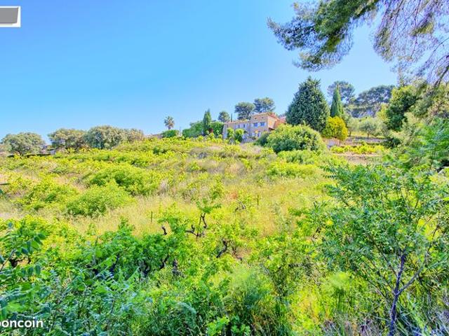 Propriété 7 pièces 250 m²