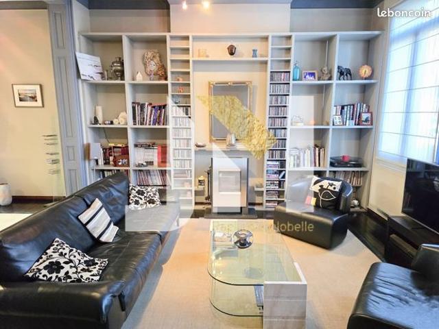 Propriété 7 pièces 250 m²