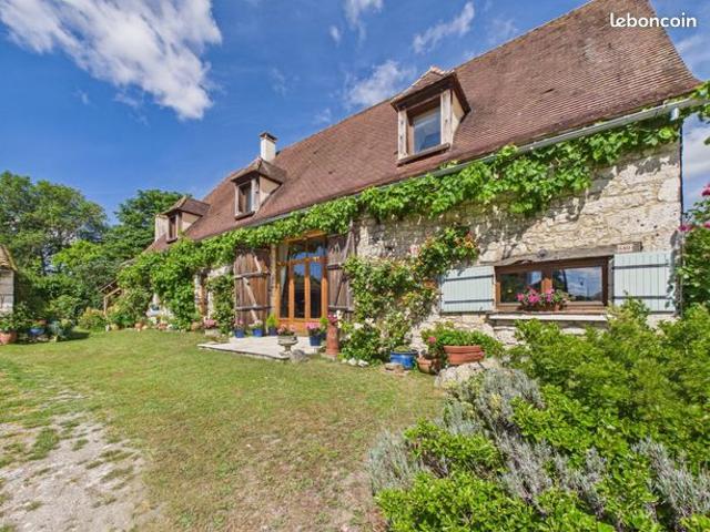 Propriété 7 pièces 250 m²