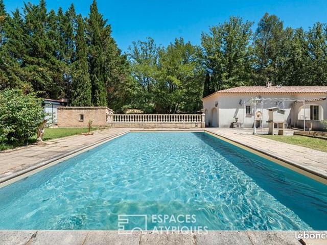 Propriété 7 pièces 252 m²