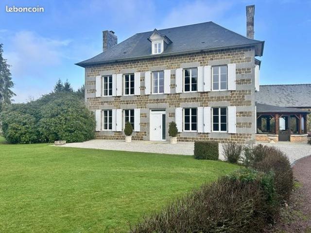 Propriété 7 pièces 252 m²