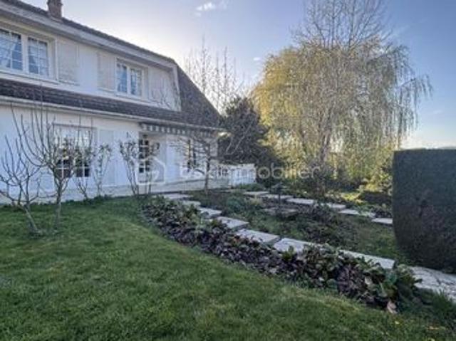 Propriété 7 pièces 265 m²