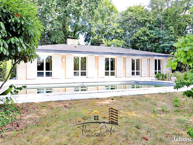 Propriété 7 pièces 265 m²