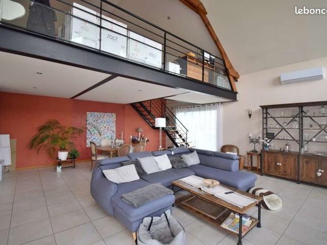 Propriété 7 pièces 267 m²