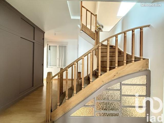 Propriété 7 pièces 267 m²