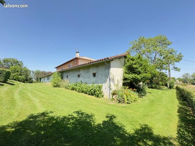 Propriété 7 pièces 268 m²