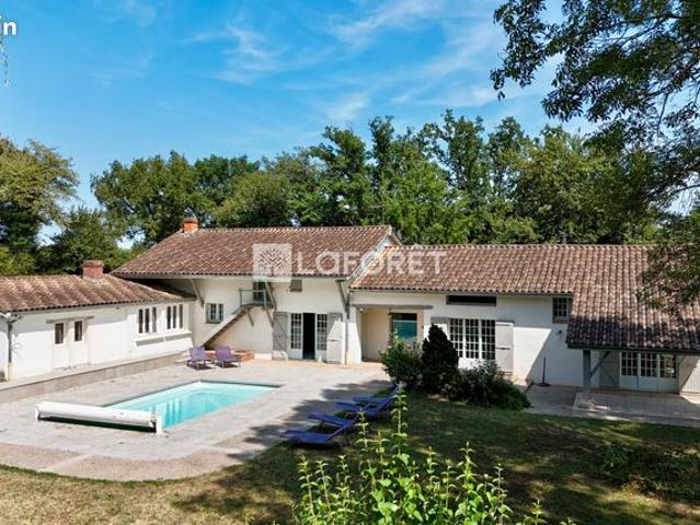 Propriété 7 pièces 260 m²