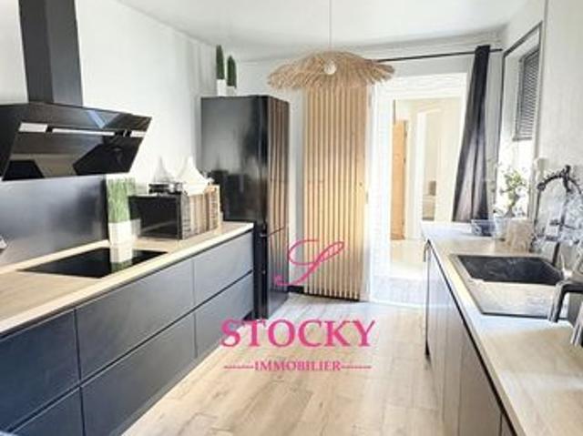 Propriété 7 pièces 260 m²