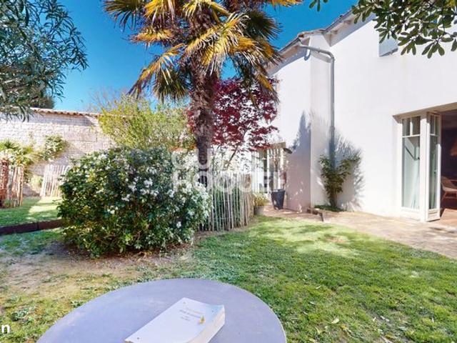 Propriété 7 pièces 261 m²