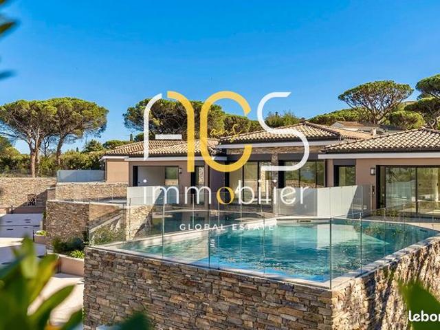 Propriété 7 pièces 275 m²