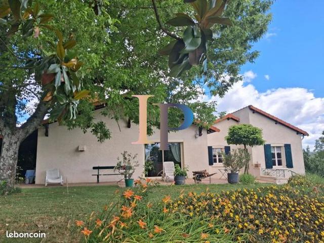 Propriété 7 pièces 279 m²