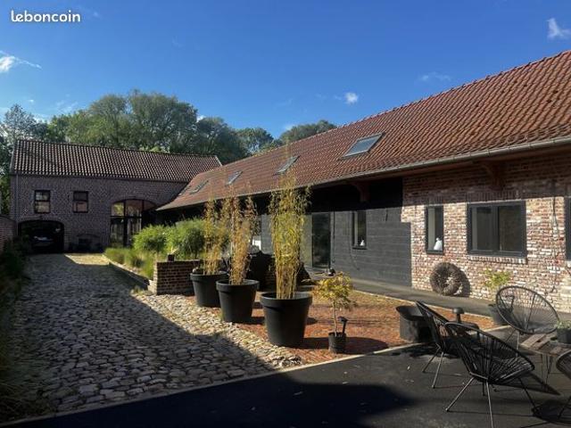 Propriété 7 pièces 279 m²