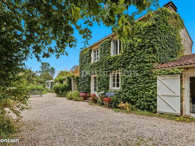 Propriété 7 pièces 270 m²