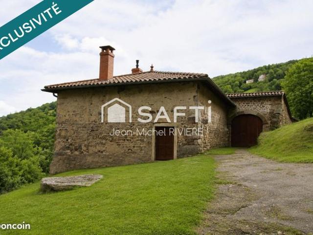 Propriété 7 pièces 270 m²