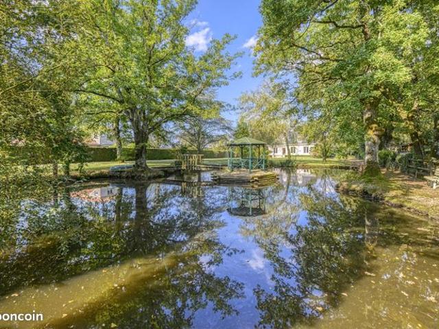 Propriété 7 pièces 270 m²