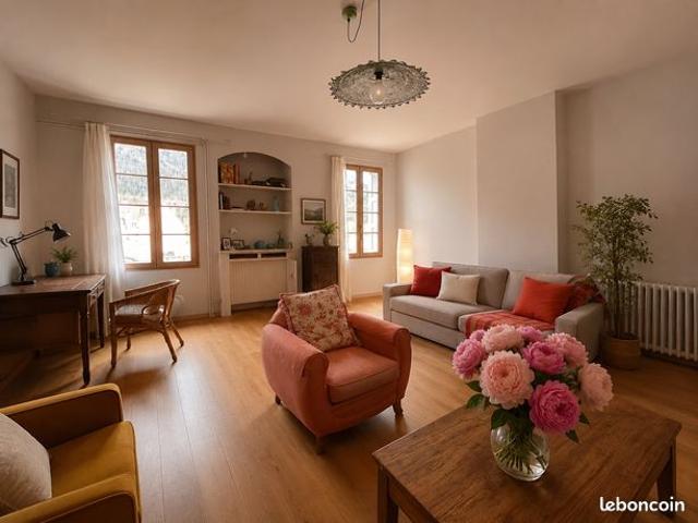 Propriété 7 pièces 271 m²