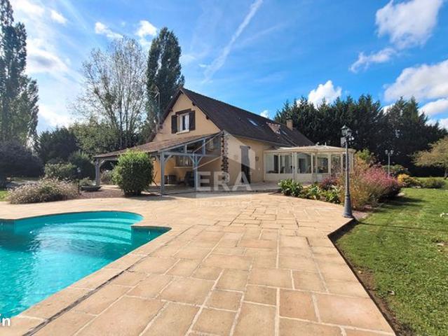Propriété 7 pièces 286 m²
