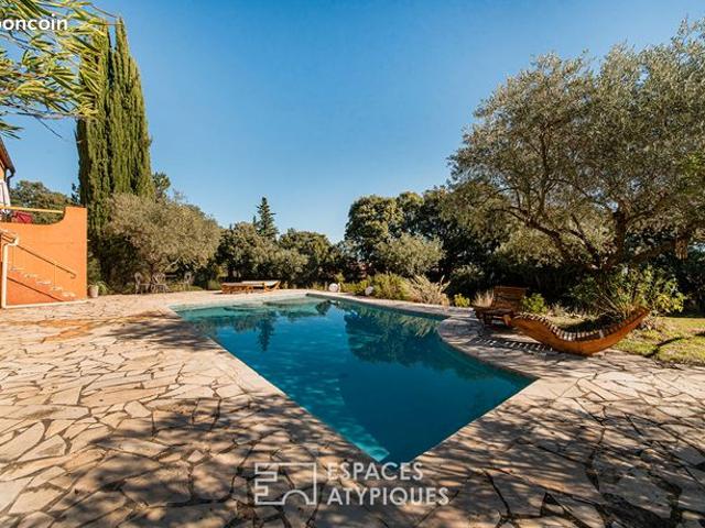 Propriété 7 pièces 288 m²