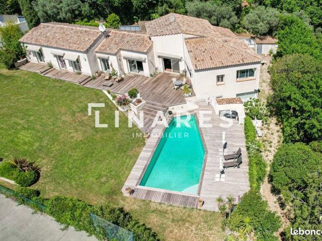 Propriété 7 pièces 288 m²