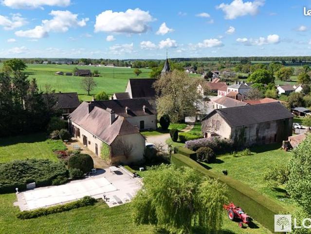 Propriété 7 pièces 288 m²