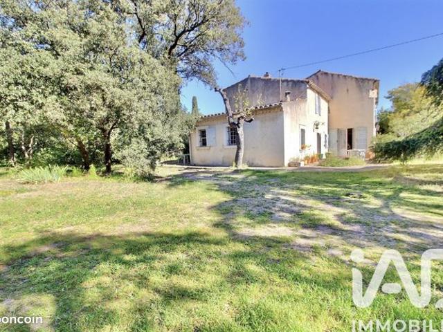 Propriété 7 pièces 289 m²