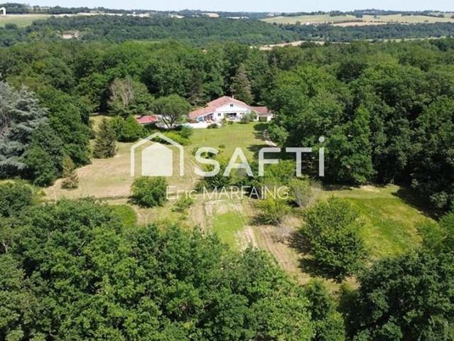 Propriété 7 pièces 280 m²