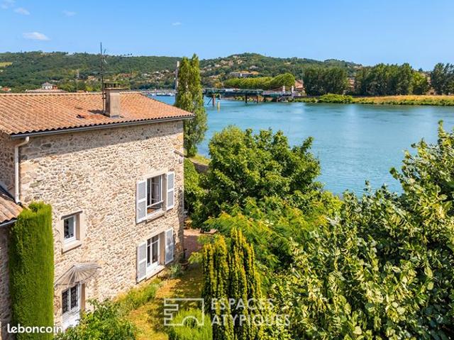 Propriété 7 pièces 280 m²