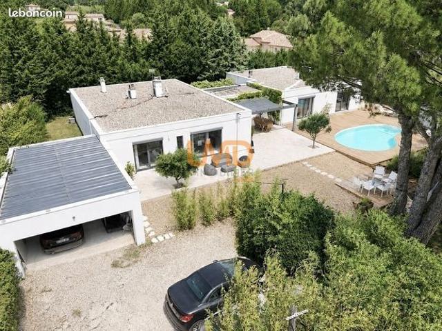 Propriété 7 pièces 280 m²