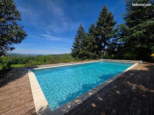 Propriété 7 pièces 280 m²