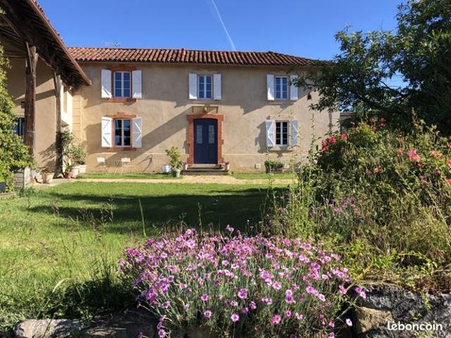 Propriété 7 pièces 283 m²