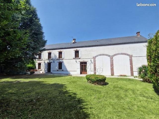 Propriété 7 pièces 294 m²