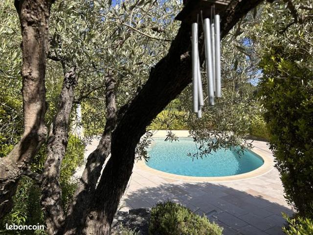 Propriété 7 pièces 294 m²