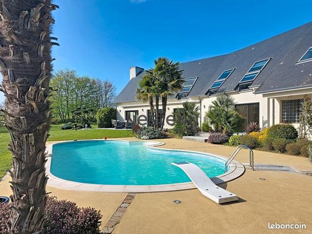 Propriété 7 pièces 295 m²
