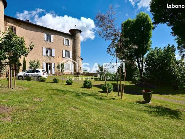 Propriété 7 pièces 296 m²