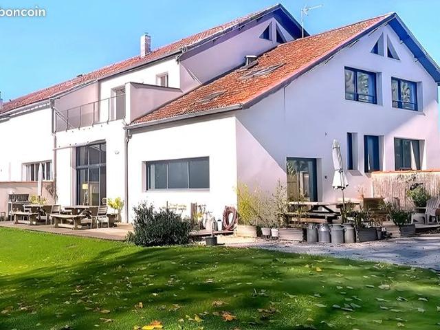 Propriété 7 pièces 296 m²